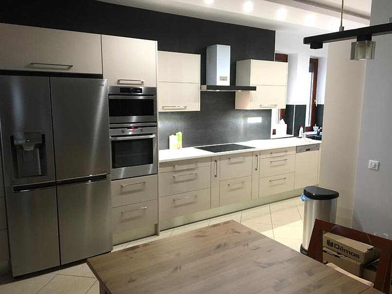 konyhai falburkolat kobol