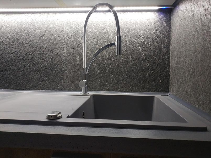 koburkolat konyhaba kofurner galaxy black