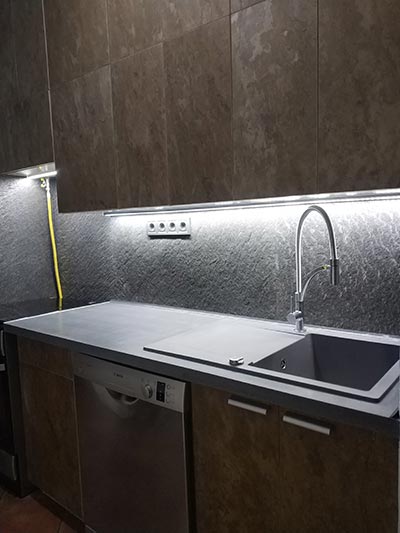 kofurner butorburkolat